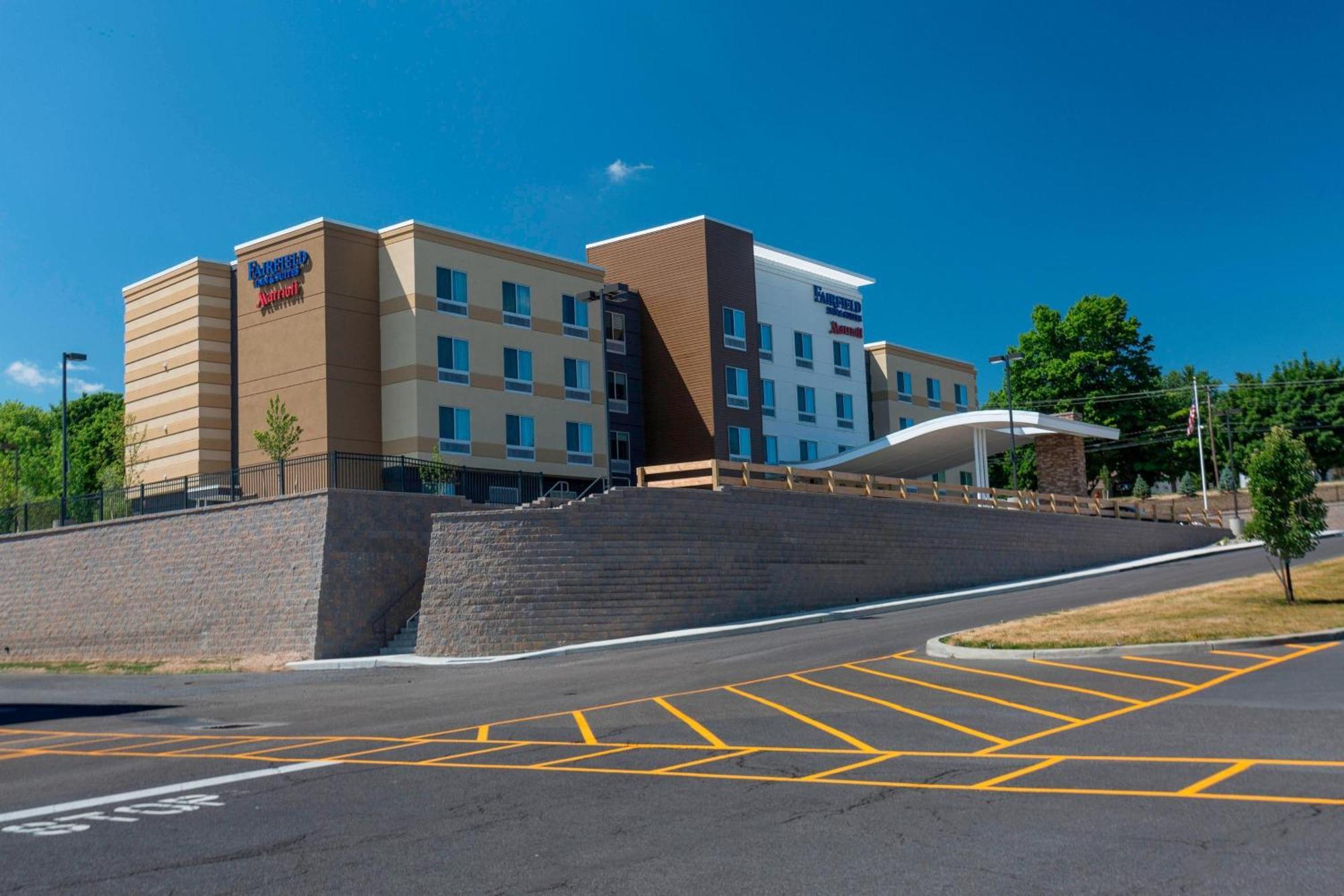 Fairfield & By Marriott Finger Lakes 3*