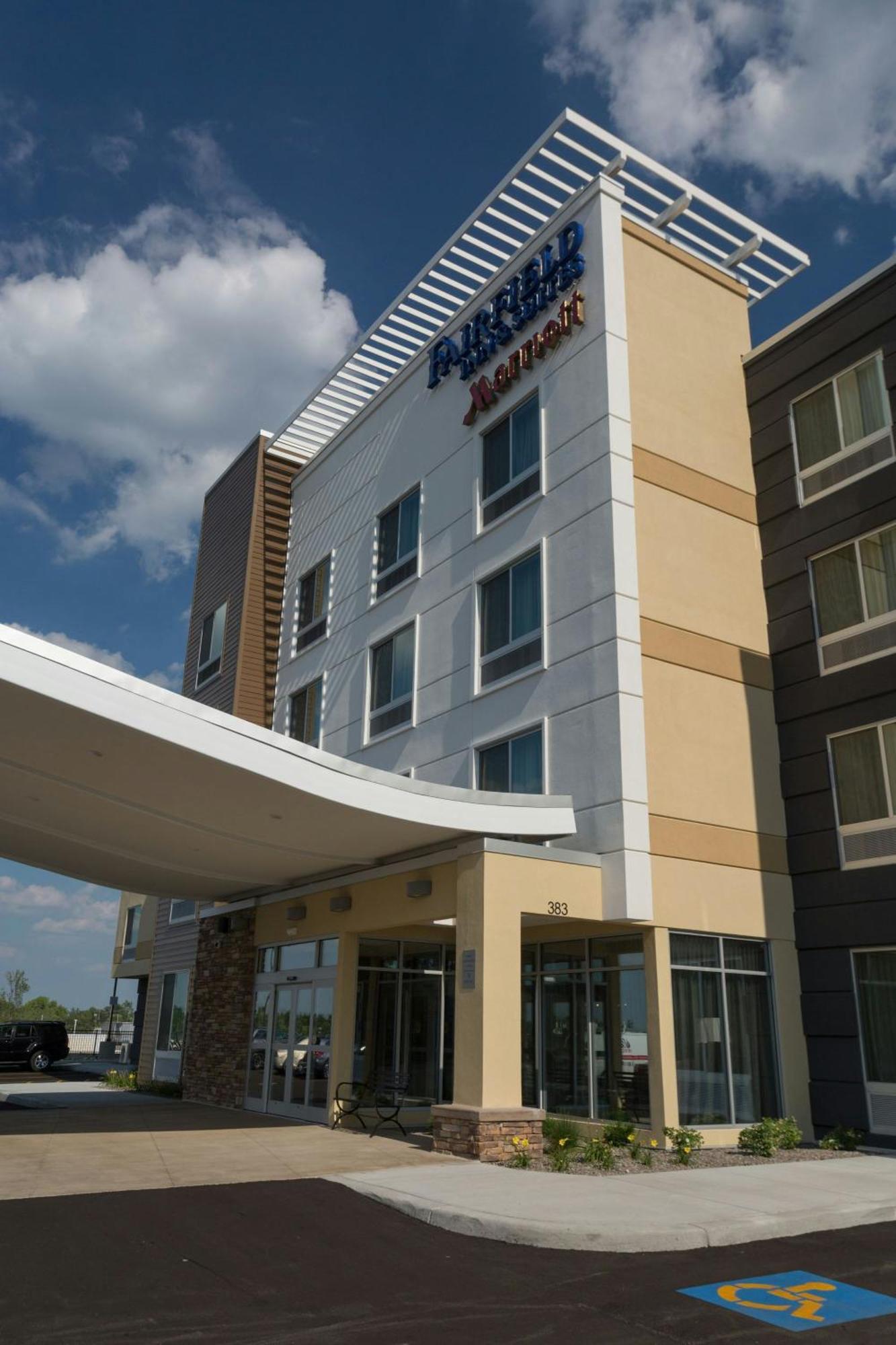 Fairfield & By Marriott Finger Lakes 3* Geneva
