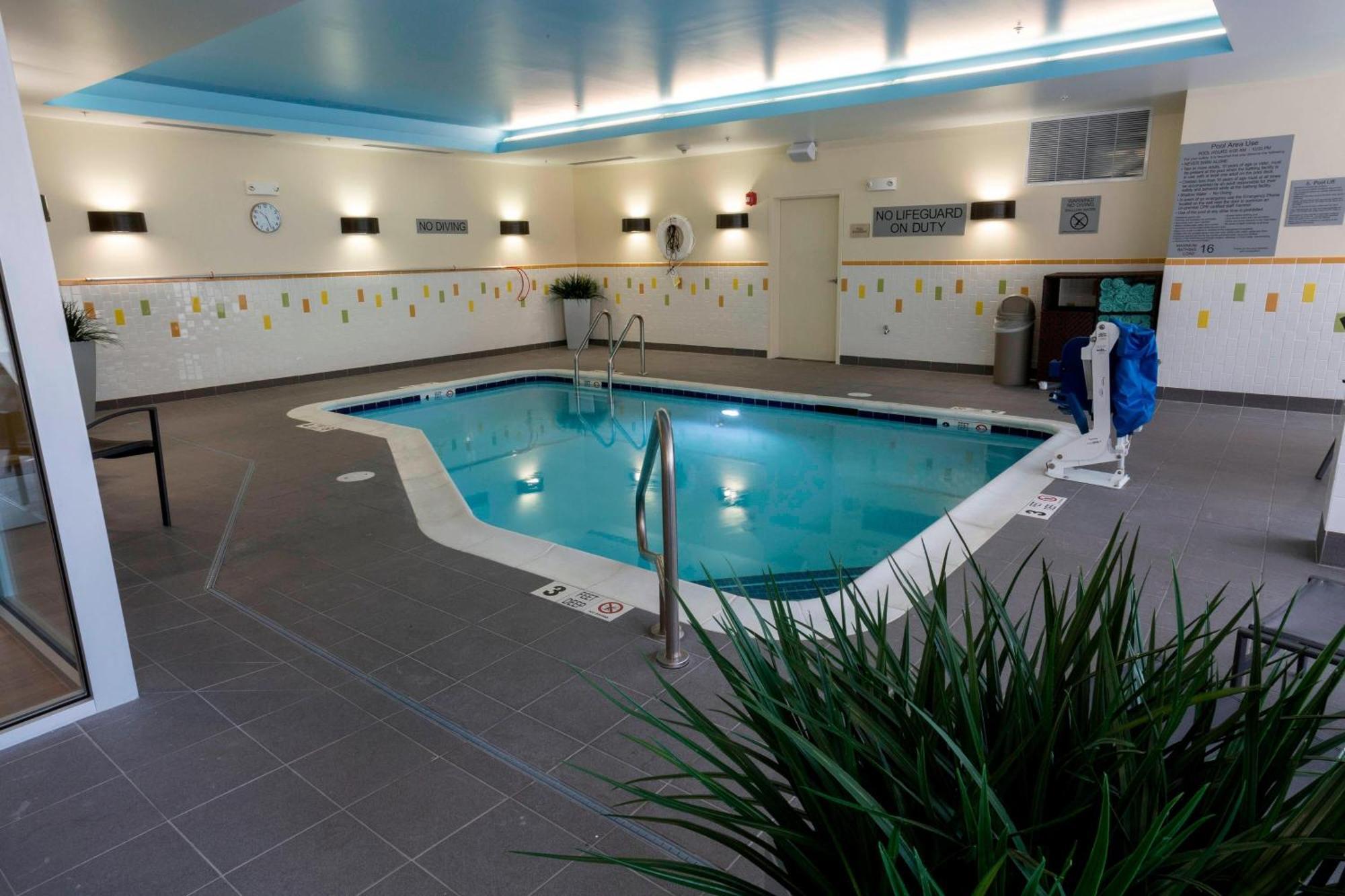 Fairfield & By Marriott Finger Lakes Hotel Geneva